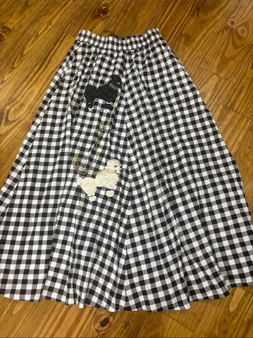 Campri Size Medium 100% Cotton Black & White Gingham Poodle Skirt, Made in Japan